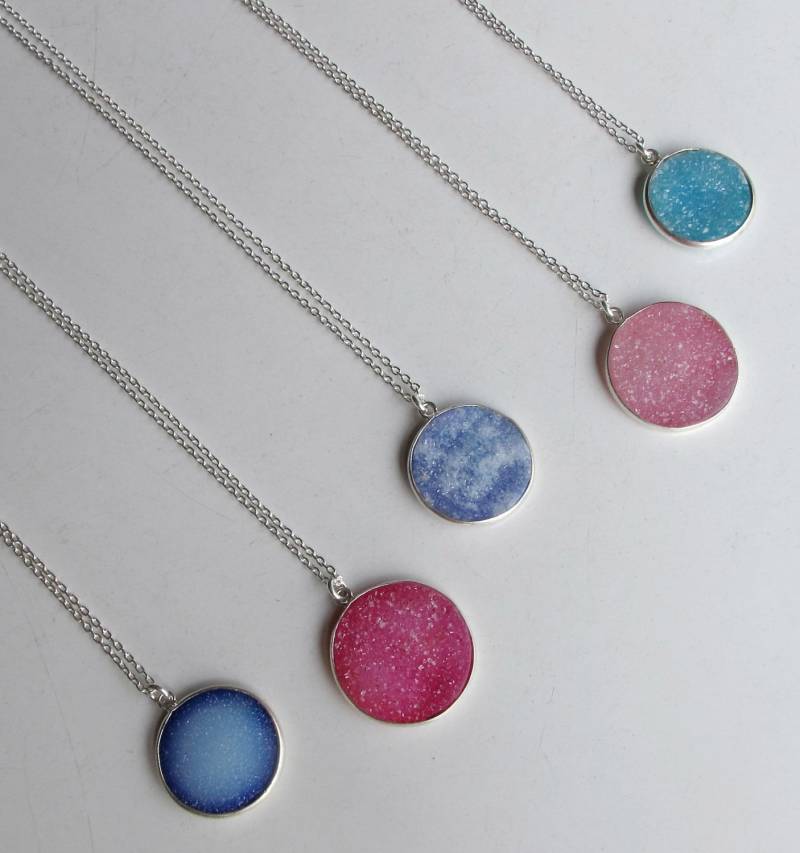 Druzy Halskette Silber Einfache Runde Boho Blau Layering Raw Rough Stone von Belesas