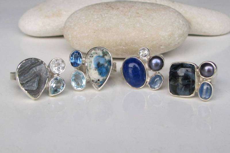 Echter Multistone Natürlicher Cluster Edelstein Sterling Silber Ring - Teardrop Druzy Blue Topas Smaragd Cut Achat Mit Perle Und Kyanit von Belesas