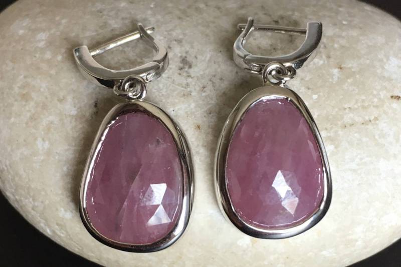 Echter Rosa Saphir Tropfen Ohrring Echt Roh Sterling Silber Oval September Minimal von Belesas