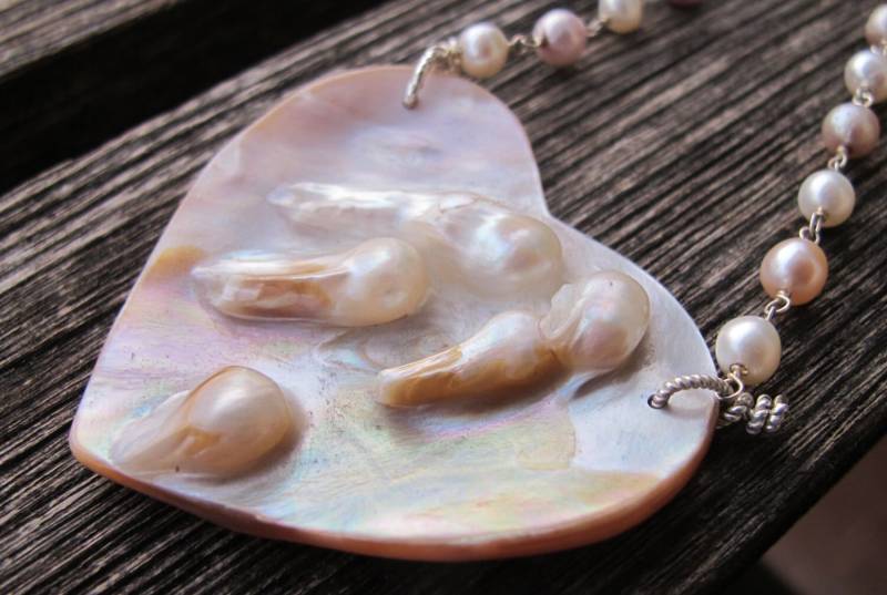 Perlmutt Herz-Förmige Rosa Halskette - Süßwasserperle Statement Ooak Valentinstag Halskette Echte Natürliche Perlen von Belesas