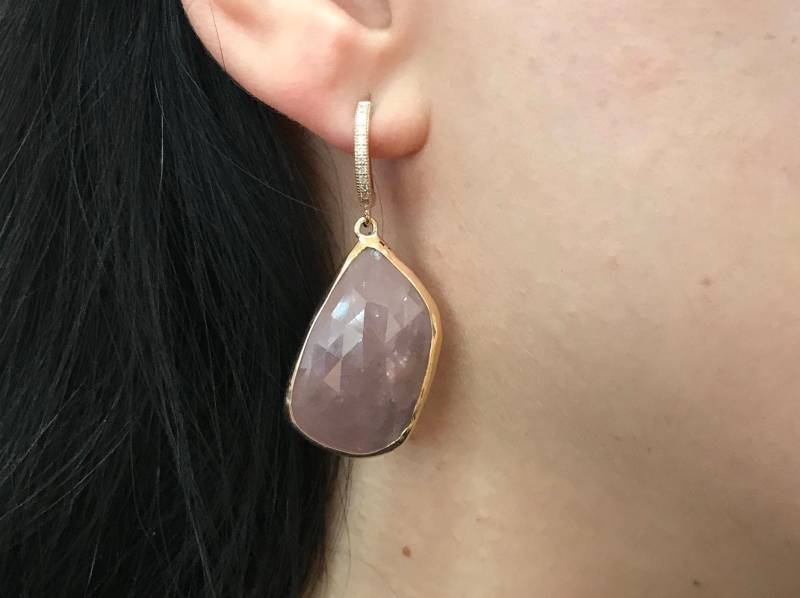 Rose Gold Rohe Ohrringe Rosa Saphir Tropfen Ohrringe - Braut Statement Große September Geburtsstein Mutige von Belesas