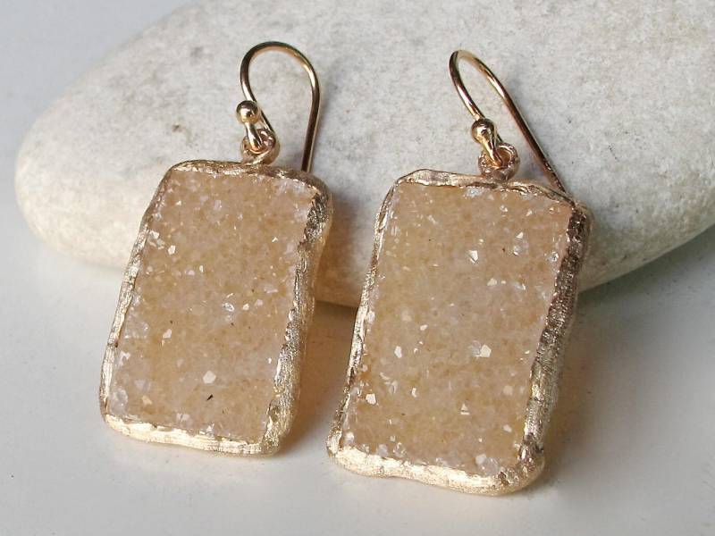 Rosegold Druzy Ohrringe - Echte Roh Raue Rohe Kristall Rechteckig Braut Ohrring - Handgemachte Statement Rustikal Ohrring von Belesas