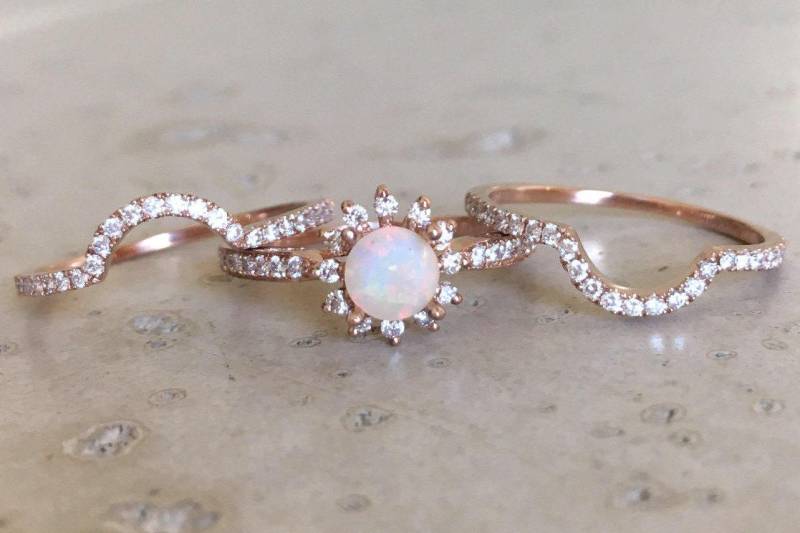 Runder Opal Verlobungsring 3Er Set - Echter Brautring Halo Floral Natürlicher Ring Mit 2 Band - Diamant von Belesas