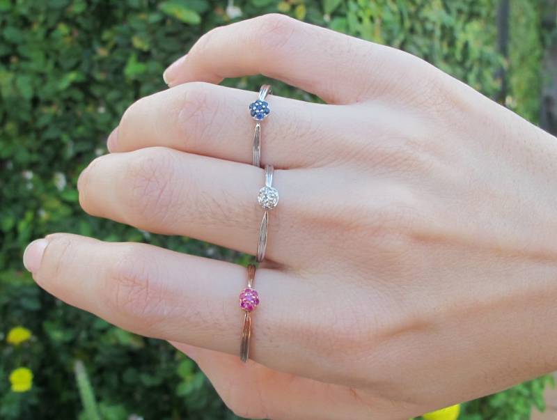 Zierlicher Echter Rubin Diamant Cluster Stapelring- Ring Für Teen Children - Juli April Geburtsstein Winziger Multistone von Belesas