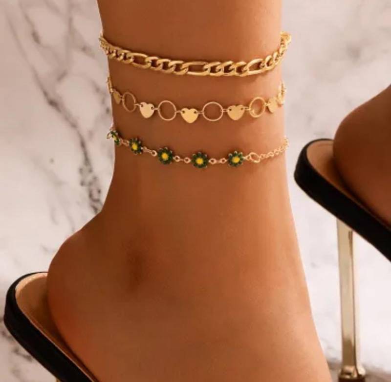 3-Piece Anklet Set - Flower, Heart & Simple Chain in Gold | Unisex Pastoral Style Jewelry von BelevaStyle