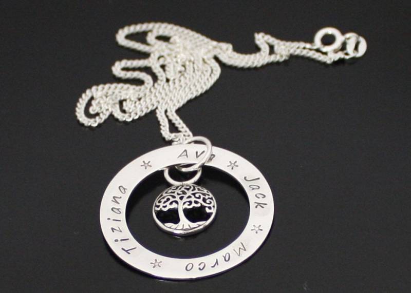 Baum Des Lebens Sterling Silber Anhänger, Personalisierte Familie Muttertag, Enkel Halskette, Oma Anhänger Baum Des Lebens Sterling Silber Anhänger, Personalisierte Familie Muttertag, Enkel Halskette, Oma Anhänger von BelindaCarmichaelSJ