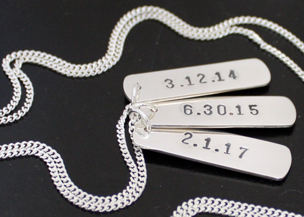 Dog Tag Halskette Sterling Silber Personalisierte Tags Mit Datum Herren Damen Freund Freundin Dog Tag Halskette Sterling Silber Personalisierte Tags Mit Datum Herren Damen Freund Freundin von BelindaCarmichaelSJ