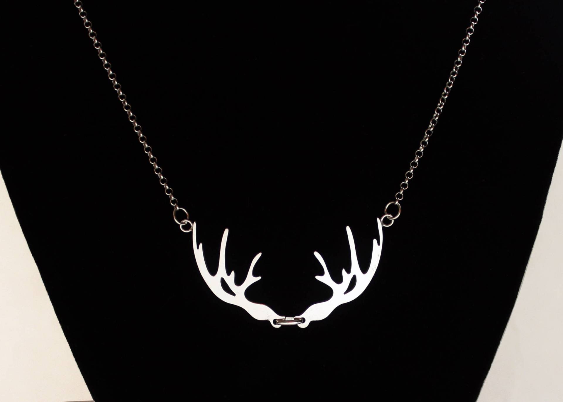 Geweih Halskette, Massiv Silber Hirsch Anhänger, Schädel Schmuck, Elch Geweih, Rentier Halskette Geweih Halskette, Massiv Silber Hirsch Anhänger, Schädel Schmuck, Elch Geweih, Rentier Halskette von BelindaCarmichaelSJ