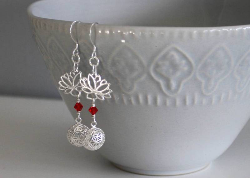Lotus Blume Ohrringe, Sterling Silber, Samen Des Lebens Birthstone Yoga Schmuck, Geschenk Für Sie Lotus Blume Ohrringe, Sterling Silber, Samen Des Lebens Birthstone Yoga Schmuck, Geschenk Für Sie von BelindaCarmichaelSJ