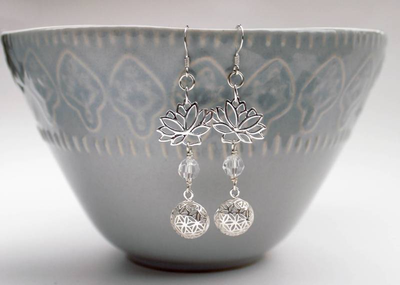 Lotus Blume Ohrringe, Sterling Silber, Samen Des Lebens Birthstone Yoga Schmuck, Geschenk Für Sie Lotus Blume Ohrringe, Sterling Silber, Samen Des Lebens Birthstone Yoga Schmuck, Geschenk Für Sie von BelindaCarmichaelSJ
