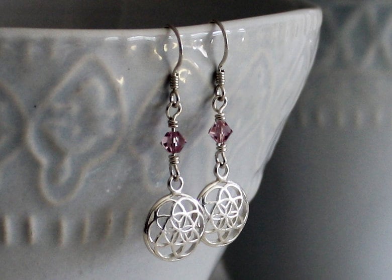 Seed Of Life Ohrringe, Sterling Silber Filigrane Ohrstecker Mit Geburtssteinen, Yoga Schmuck, Kostenloser Versand Seed Of Life Ohrringe, Sterling Silber Filigrane Ohrstecker Mit Geburtssteinen, Yoga Schmuck, Kostenloser Versand von BelindaCarmichaelSJ