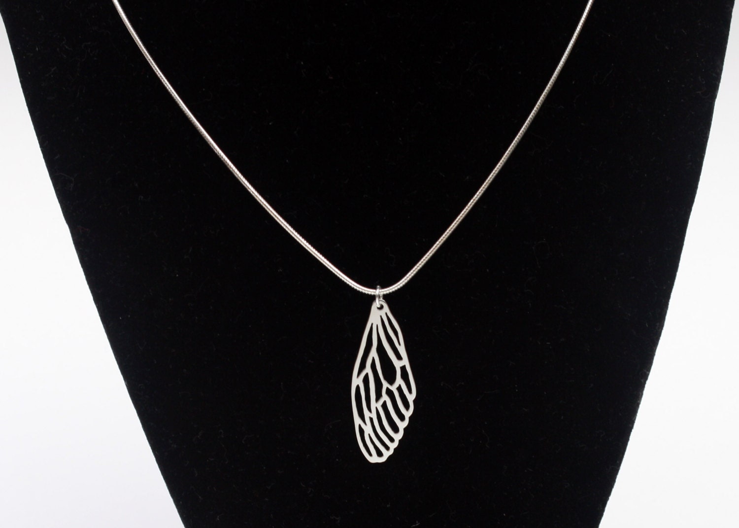 Zikade Flügel Halskette, Massiv Sterling Silber Anhänger, 925 Schmuck, Belinda Carmichael Zikade Flügel Halskette, Massiv Sterling Silber Anhänger, 925 Schmuck, Belinda Carmichael von BelindaCarmichaelSJ
