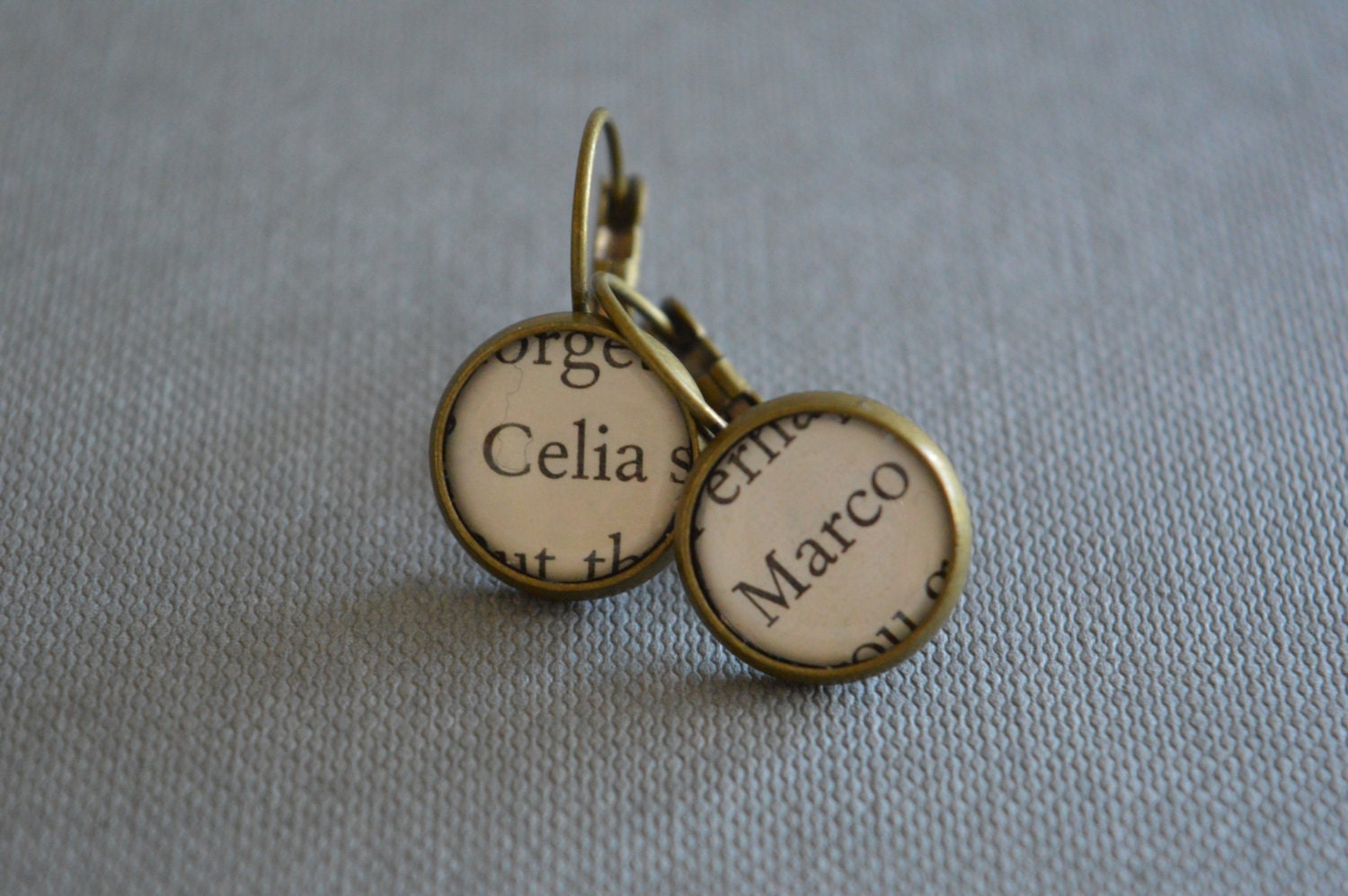 Ohrringe Aus Recycelten Buchseiten Celia Und Marco The Night Circus Book Ohrringe Aus Recycelten Buchseiten Celia Und Marco The Night Circus Book von BellBookAndScandal