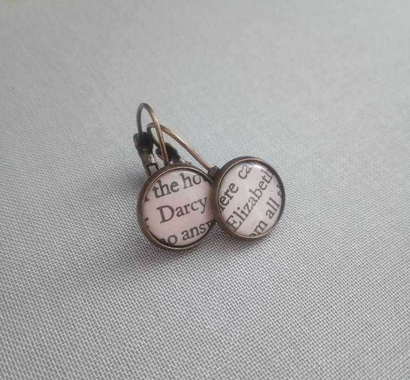 Ohrringe Aus Recycelten Buchseiten Elizabeth Und Mr Darcy, Jane Austen Stolz Vorurteil Ohrringe Aus Recycelten Buchseiten Elizabeth Und Mr Darcy, Jane Austen Stolz Vorurteil von BellBookAndScandal