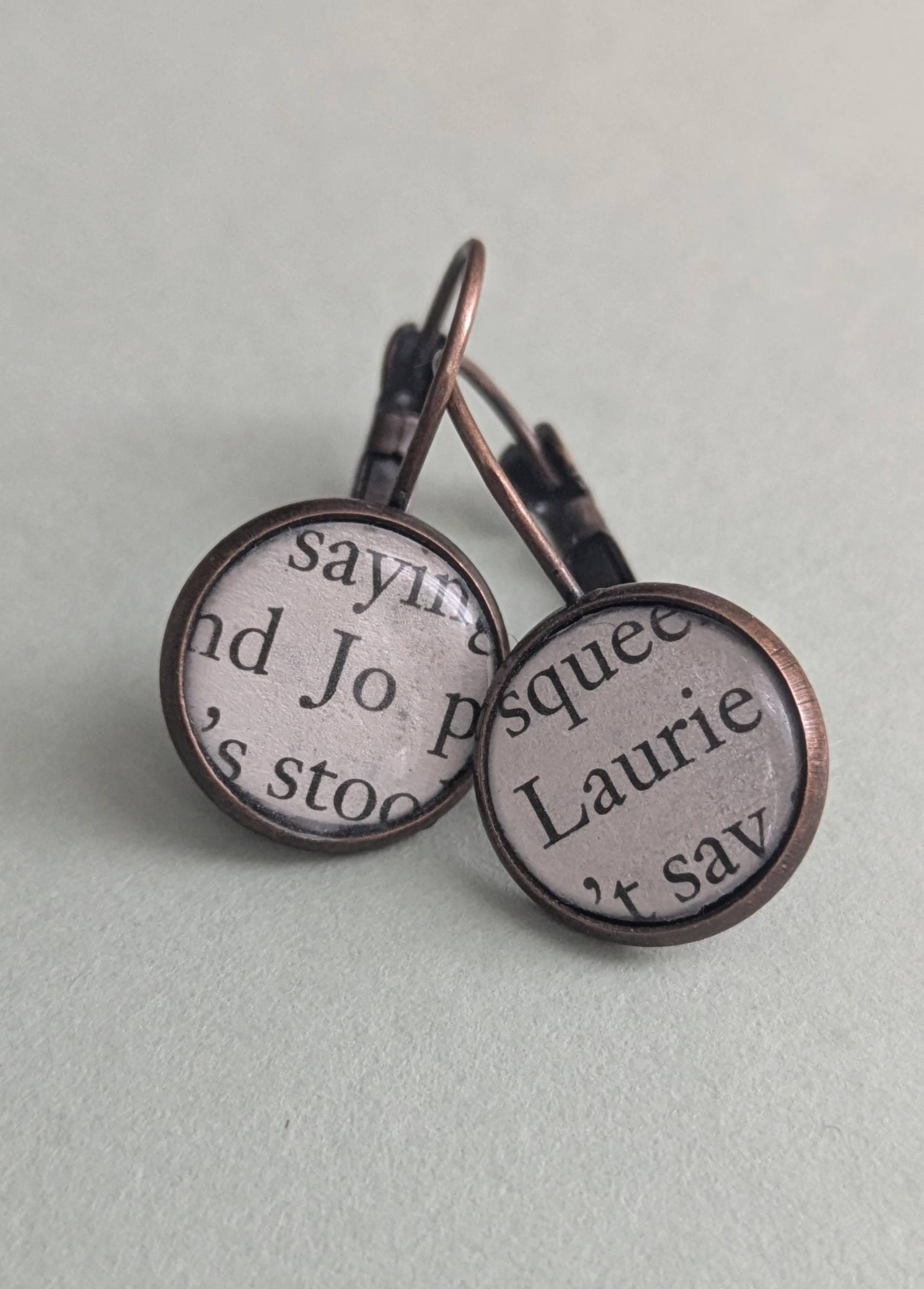 Recycled Buchseiten Jo Und Laurie Little Women Ohrringe von BellBookAndScandal