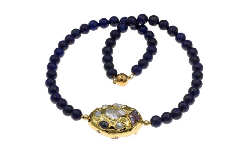 Bella Carina Perlenkette Kette mit Lapislazuli Perlen und einer verzierten Barockperle, mit einer verzierten Barock Süßwasser Perle von Bella Carina