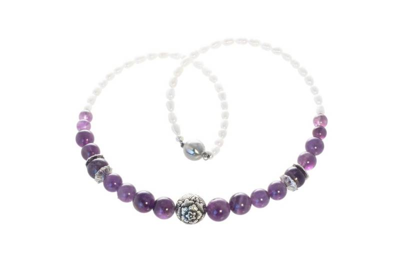 Perlenkette Kette mit Amethyst und Süßwasser Perlen, Amethyst und Süßwasser Perlen von Bella Carina