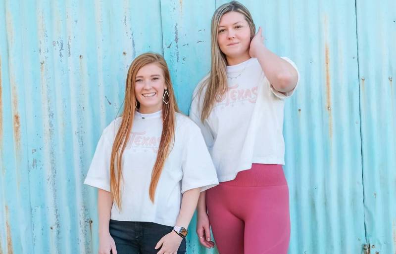 T-Shirt T-Shirt von BellaDioDesigns