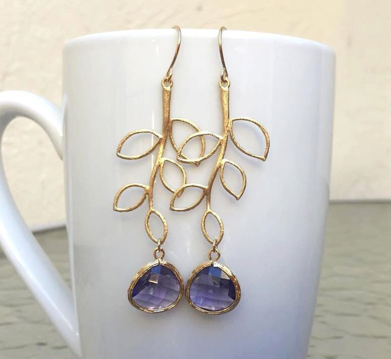 Blattgold Lavendel Ohrringe. Schmuck. Lila Dunkelviolett. Tief Lila. Brautjungfern Ohrringe.brautjungfern Geschenk.brautschmuck von BellaJewelsInc