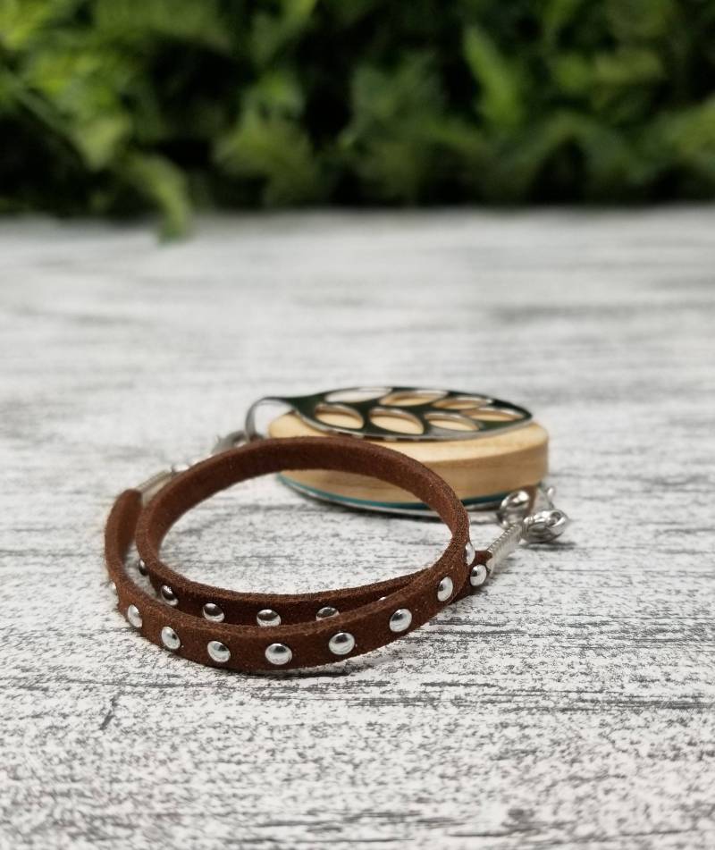 Karamell Faux Wildleder Bolzen-Wickelarmband | Handgefertigter Wellness Schmuck Für Bellabeat Leaf Bella Blatt Co Karamell Faux Wildleder Bolzen-Wickelarmband | Handgefertigter Wellness Schmuck Für Bellabeat Leaf Bella Blatt Co von BellaLeafCo