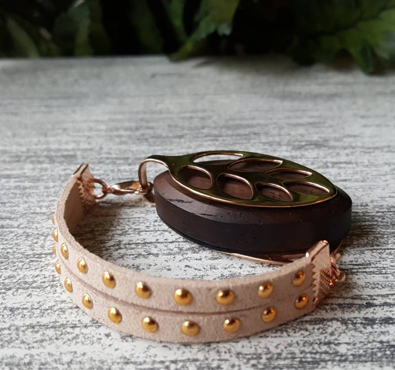 Khaki Wildleder Ohrstecker Armband | Handgefertigter Wellness Schmuck Für Bellabeat Leaf Bella Blatt Co Khaki Wildleder Ohrstecker Armband | Handgefertigter Wellness Schmuck Für Bellabeat Leaf Bella Blatt Co von BellaLeafCo