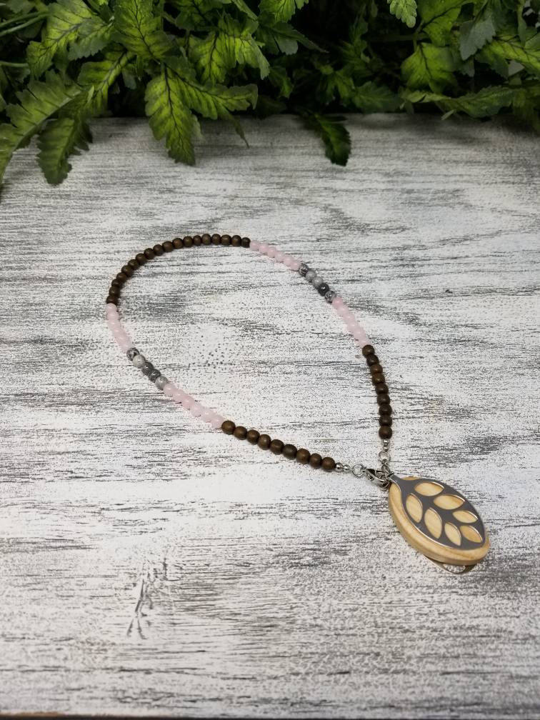 Liebe Mich Auch Halskette | Handgefertigter Wellness Schmuck Für Bellabeat Leaf Bella Blatt Co Liebe Mich Auch Halskette | Handgefertigter Wellness Schmuck Für Bellabeat Leaf Bella Blatt Co von BellaLeafCo