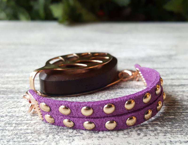 Pflaume Kunst-Velours-Bolzen-Armband | Handgefertigter Wellness Schmuck Für Bellabeat Leaf Bella Blatt Co Pflaume Kunst-Velours-Bolzen-Armband | Handgefertigter Wellness Schmuck Für Bellabeat Leaf Bella Blatt Co von BellaLeafCo