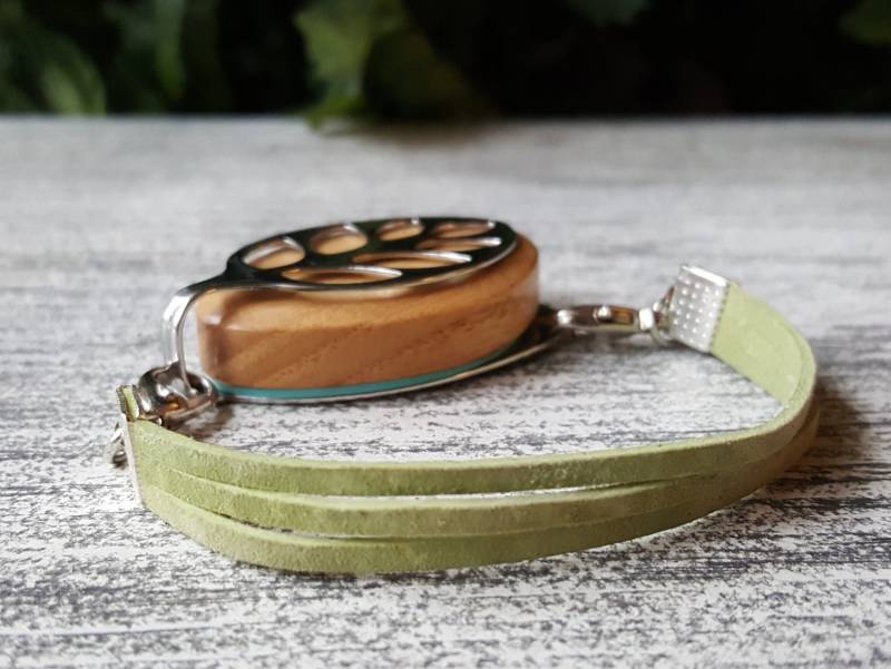 Süßes Grünes Wildleder Armband | Handgefertigter Wellness Schmuck Für Bellabeat Leaf Bella Blatt Co Süßes Grünes Wildleder Armband | Handgefertigter Wellness Schmuck Für Bellabeat Leaf Bella Blatt Co von BellaLeafCo