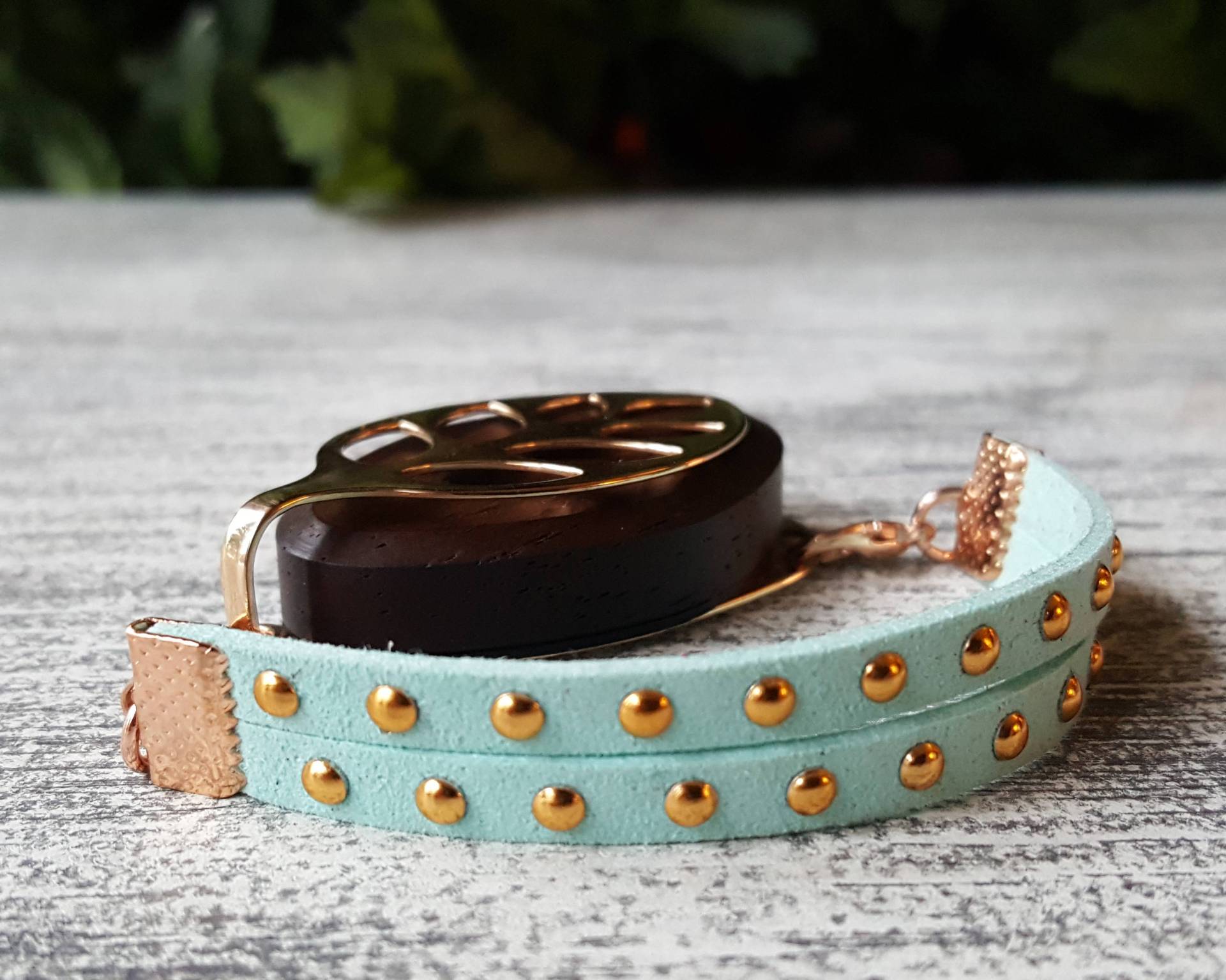 Wildleder Ohrstecker Armband | Handgefertigter Wellness Schmuck Für Bellabeat Leaf Bella Blatt Co Wildleder Ohrstecker Armband | Handgefertigter Wellness Schmuck Für Bellabeat Leaf Bella Blatt Co von BellaLeafCo