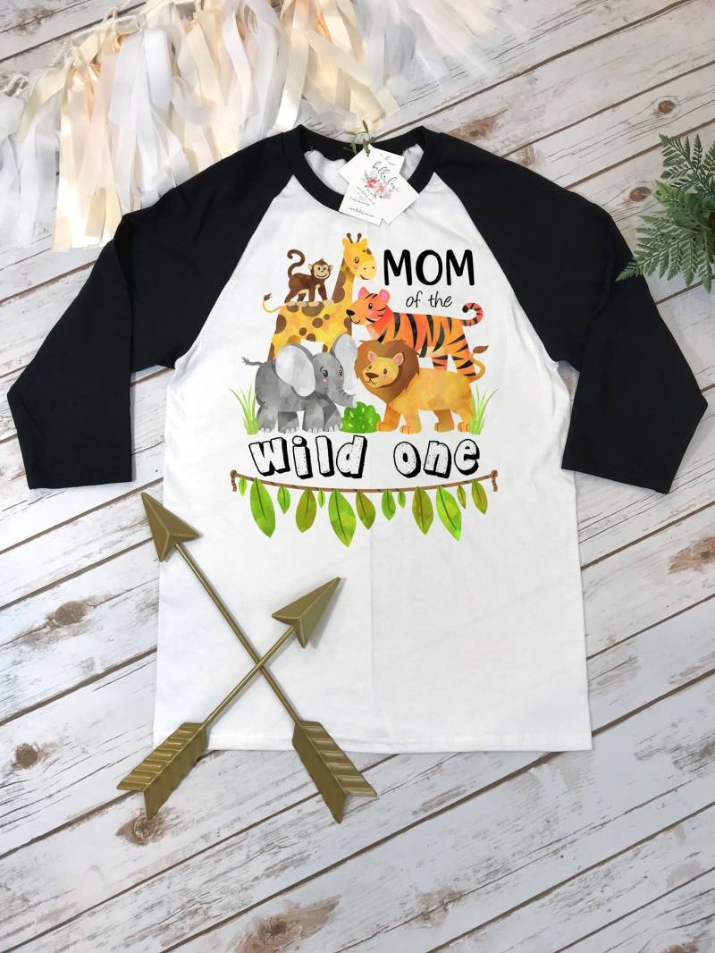 Mommy Of The Wild One, One Party, & Me Shirts, Outfits, Birthday, Theme, Mom Shirts, Wild Zoo von BellaLexiBoutique