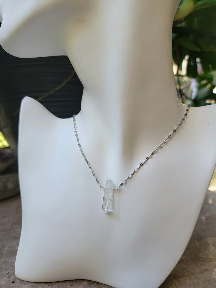 Bergkristall Halskette, Einzelstück, Silber Edelstein Boho Chakra Halskette von BellaMiaBeadsStudio