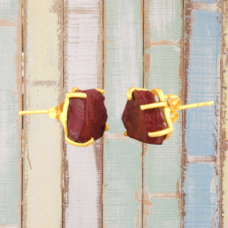 Rohe Rote Jaspis Ohrringe in 18K Gold Prong Einstellung Für Erdung Entspannung & Zufriedenheit - Geschenk Verpackt Mit Heilung Info Karte von BellaNoahCrystals