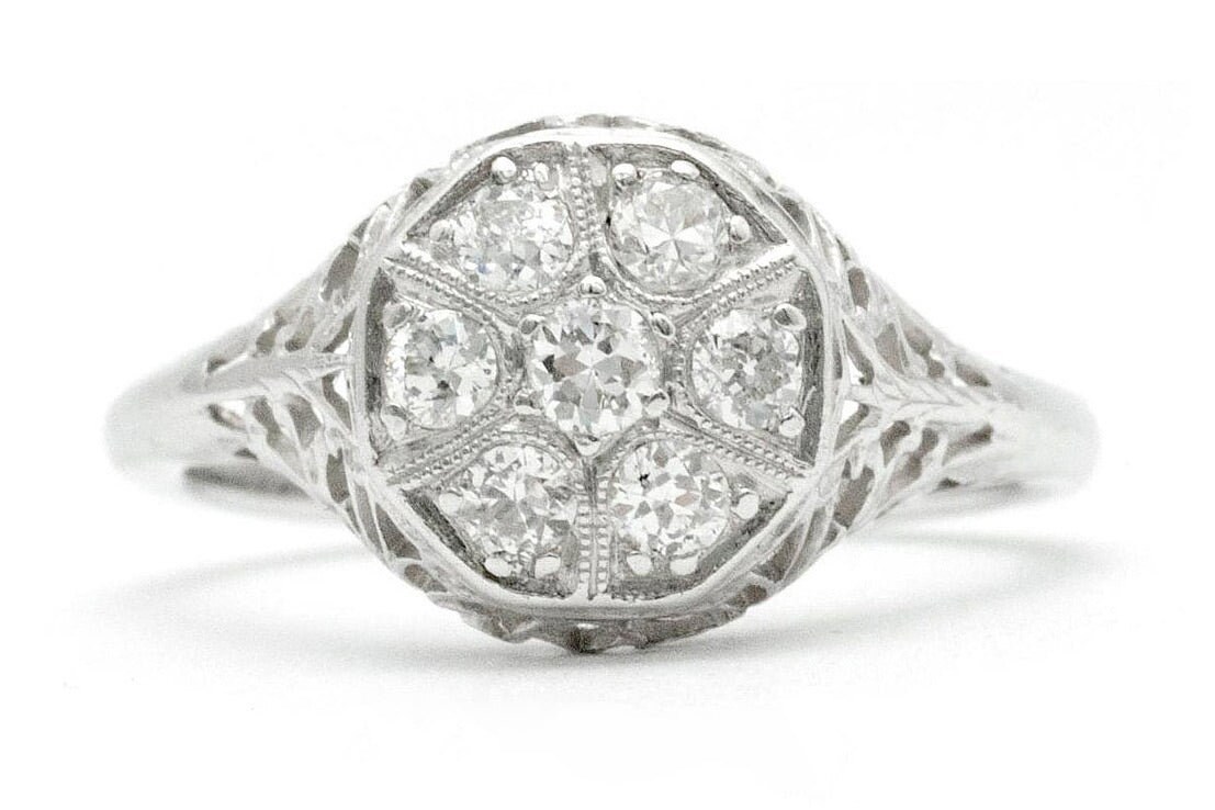 Vintage 0.35 Karat Diamant Cluster Verlobungsring von BellaRosaGalleries