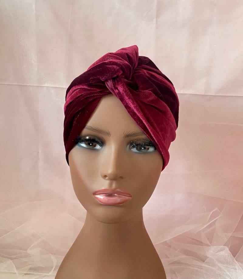 Roter Samt Turban Cap Chemo Alopecia Haartuch von BellaSegretoFashion