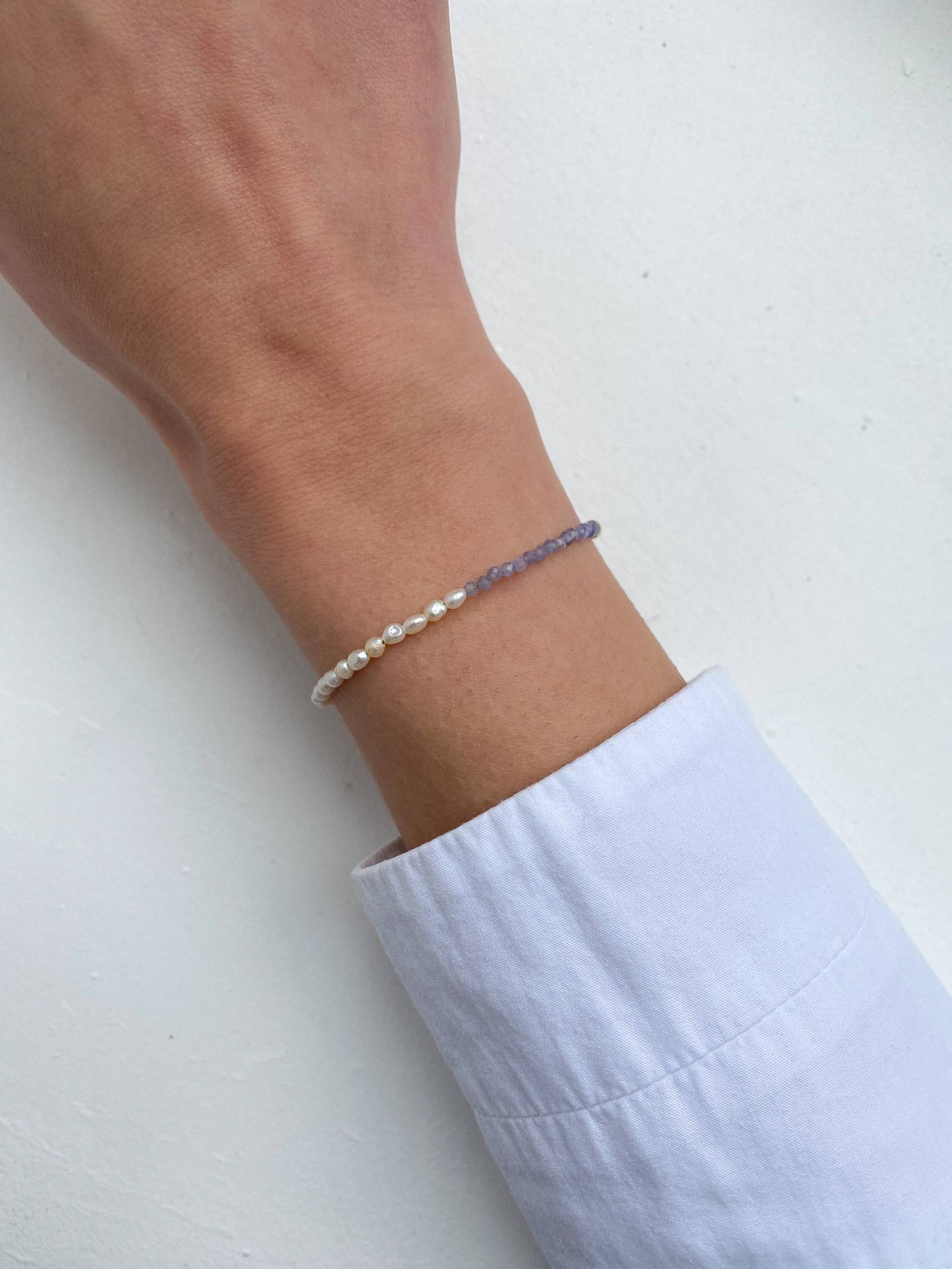 14K Solid Gold Tansanit Und Perlenarmband. Geburtsstein Armband. Elegantes 14K Solid Gold Tansanit Und Perlenarmband. Geburtsstein Armband. Elegantes von BellaSherban