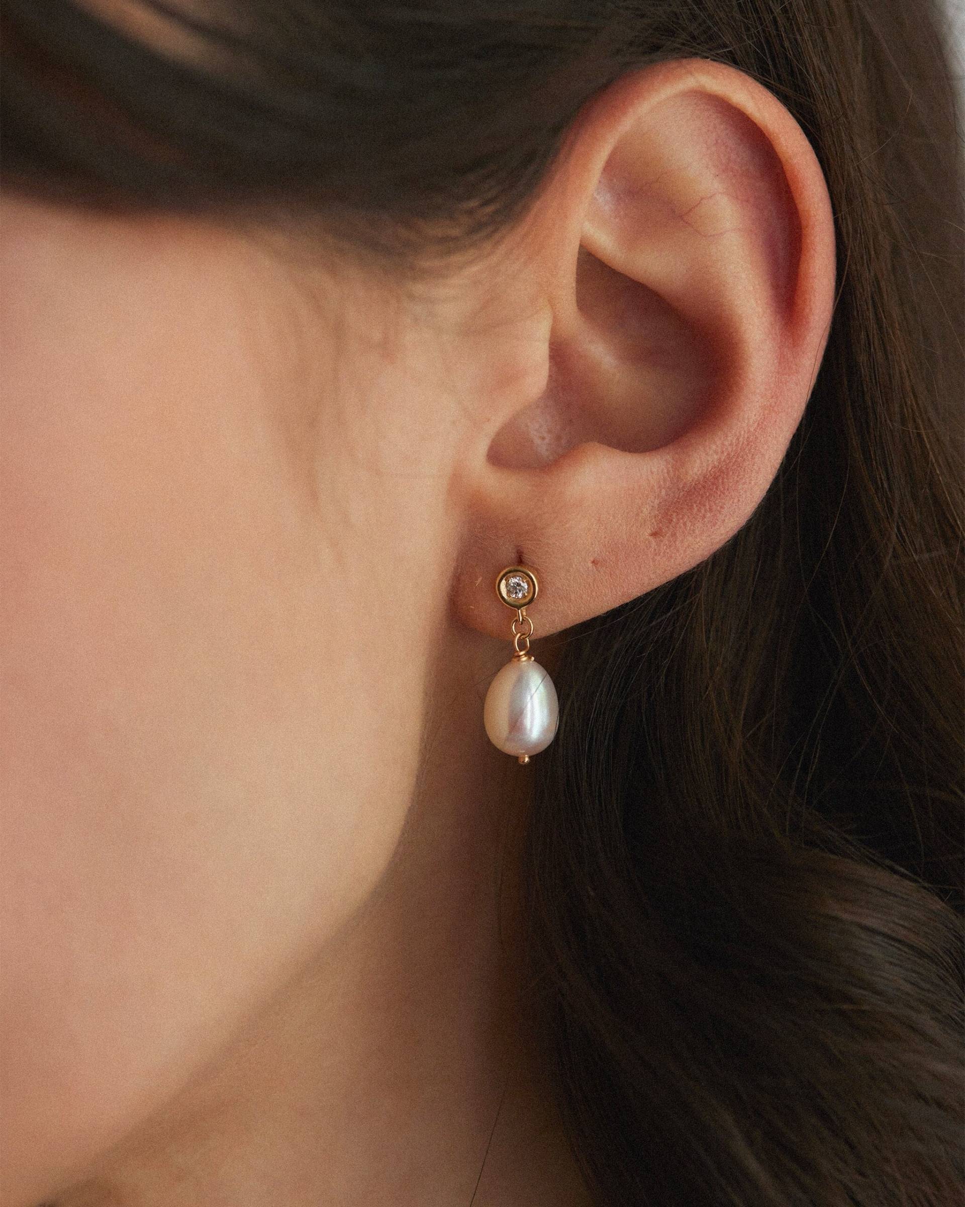 Diamant Und Perle Ohrringe. 14K Solid Gold Ohrstecker. Braut Statement Diamant Und Perle Ohrringe. 14K Solid Gold Ohrstecker. Braut Statement von BellaSherban