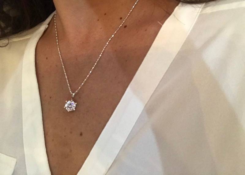 Zirkonia Ohrstecker & Anhänger Halskette Set Aus Sterling Silber Und 18K Gold von BellaSilverJewelry