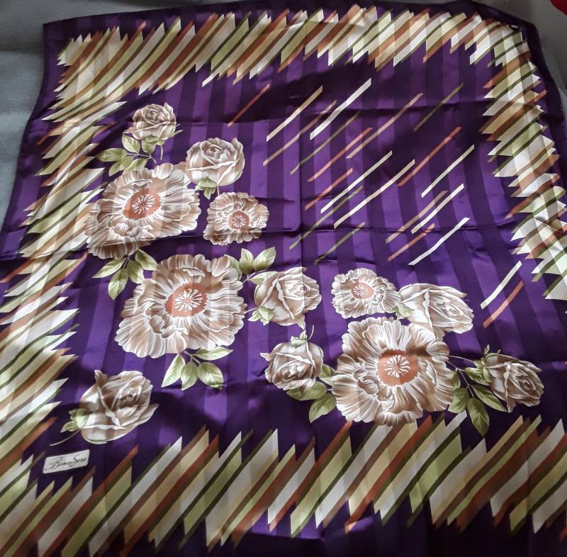 Vintage Bona Sera Italien Elegantes Lila - Gold Tuch von BellaVenetta