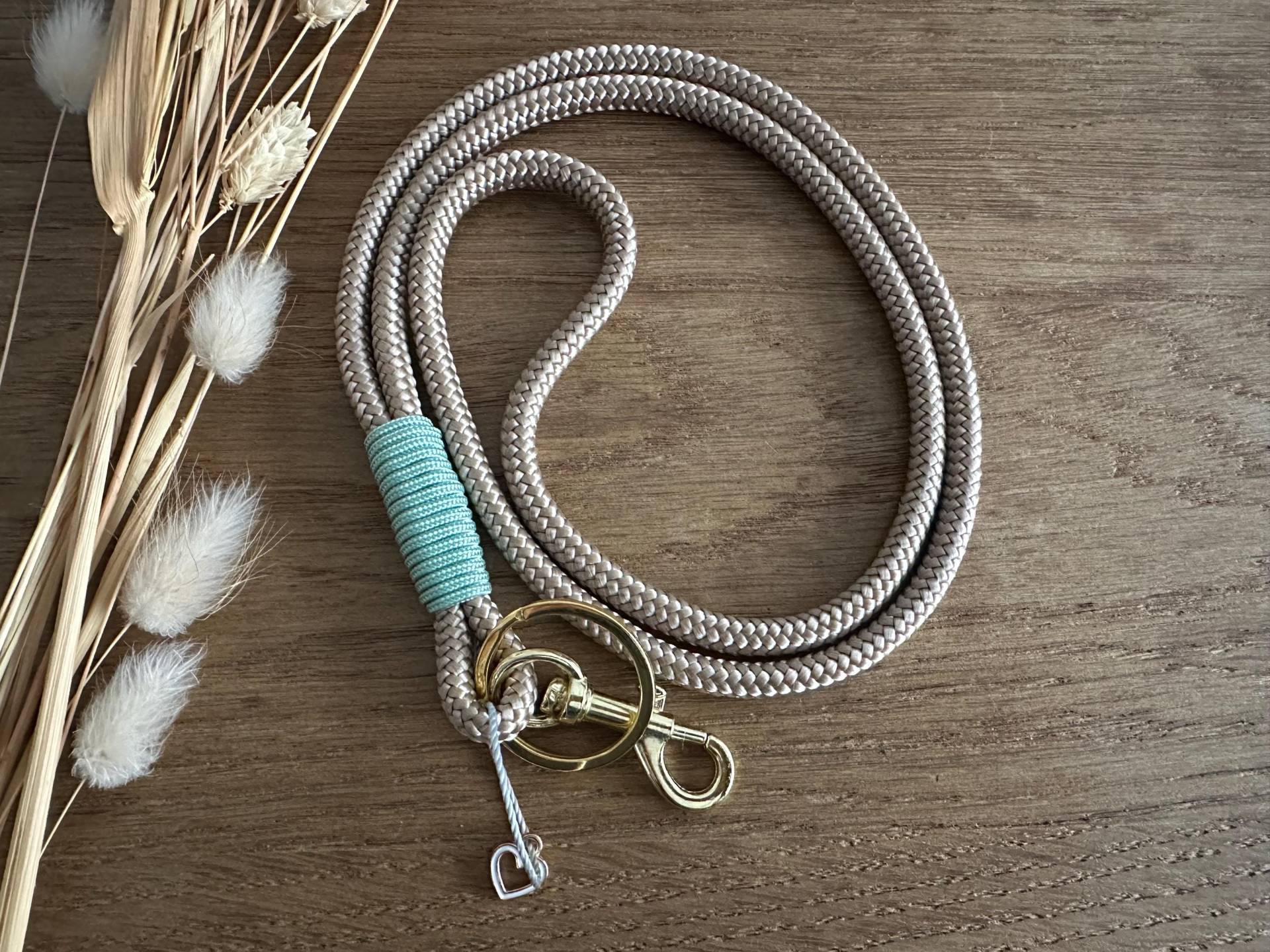 Sb-Beig-Seag-2 | Schlüsselband Aus Tau in Beige - Mint Gold Ausweisband Lanyard Personalisiert Mit Name Möglich Schlüsselanhänger von BellafakturShop