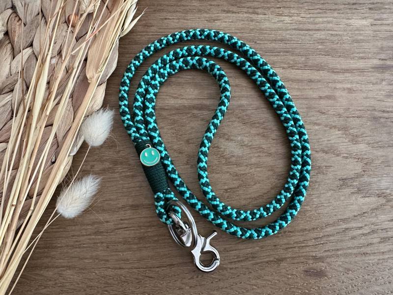 Sb-Mgdi-Dkgr-1S | Schlüsselband Aus Tau in Mint Grün/Dunkelgrün Ausweisband Schlüsselanhänger Mit Karabiner Und Schlüsselring von BellafakturShop