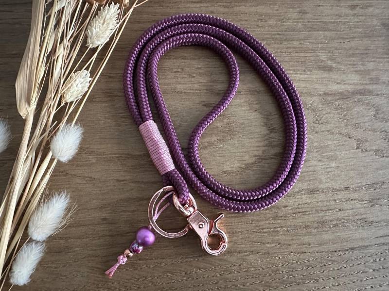 Sb-Plum-Paro-3-2 | Schlüsselband Aus Tau Ausweisband Schlüsselanhänger Mit Karabiner Und Schlüsselring Lanyard Anhänger von BellafakturShop