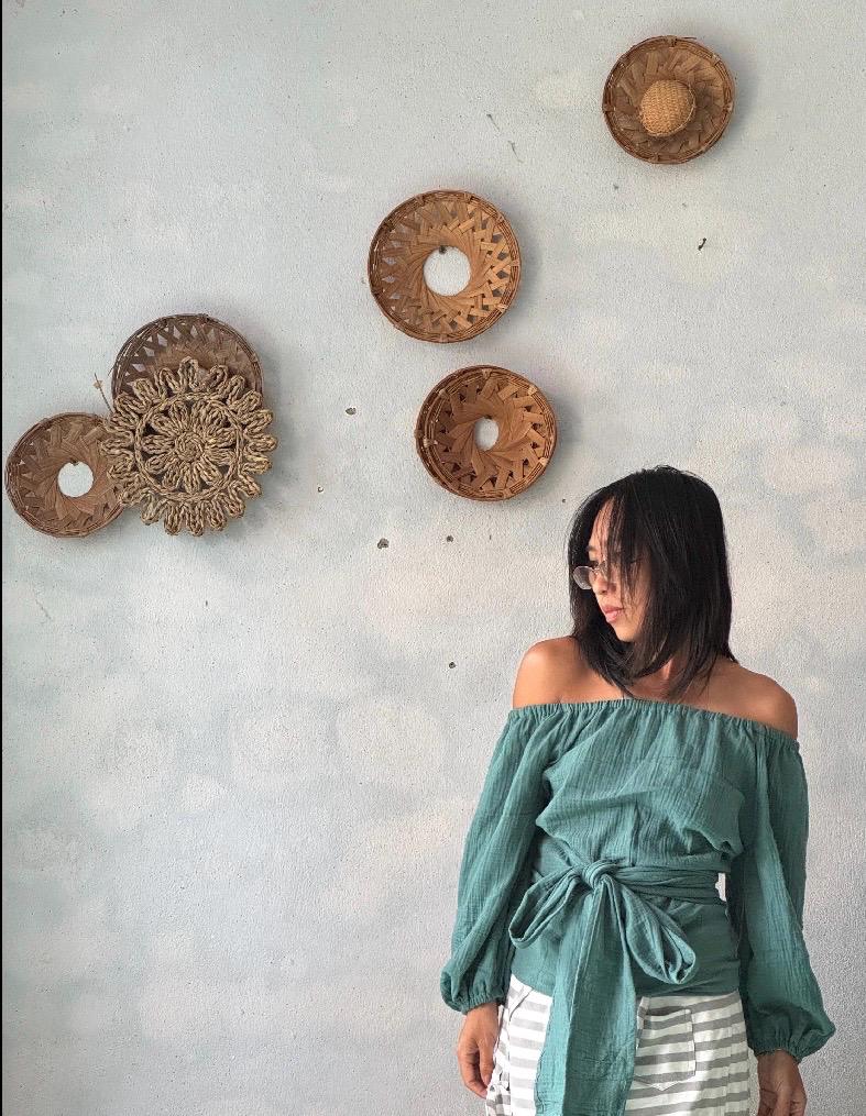 Wickeltop Aus Bio Baumwolle Petrol Blaue Musselin Bluse von BellahaShop
