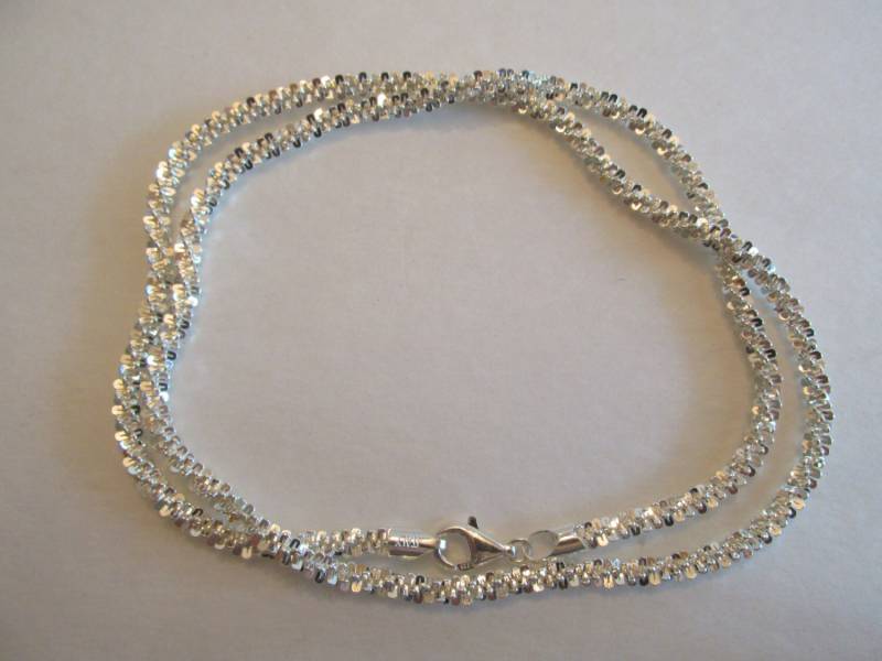 Wunderschöne Funkelnde Vintage Sterling Silber Popcorn Blick Halskette Wunderschöne Funkelnde Vintage Sterling Silber Popcorn Blick Halskette von BellarosaUS