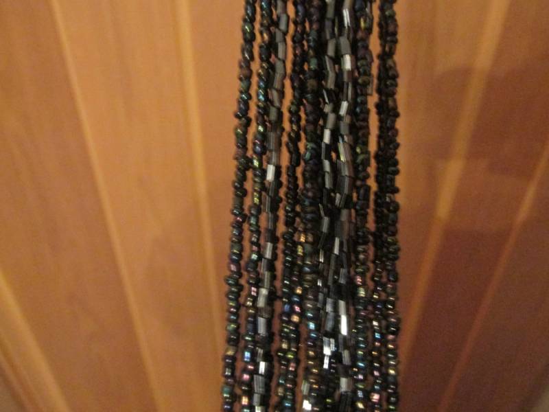 Wunderschöne Vintage Schillernden Karneval Glas Multi-strang 62" Flapper Halskette Wunderschöne Vintage Schillernden Karneval Glas Multi-strang 62" Flapper Halskette von BellarosaUS