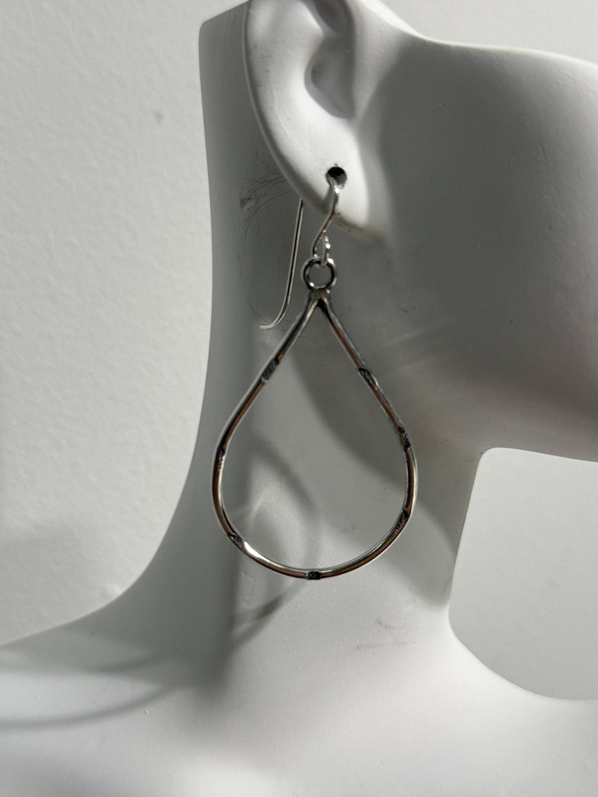 Bellas Offenen Teardrop Ohrring Bellas Offenen Teardrop Ohrring von BellasSterlingSilver