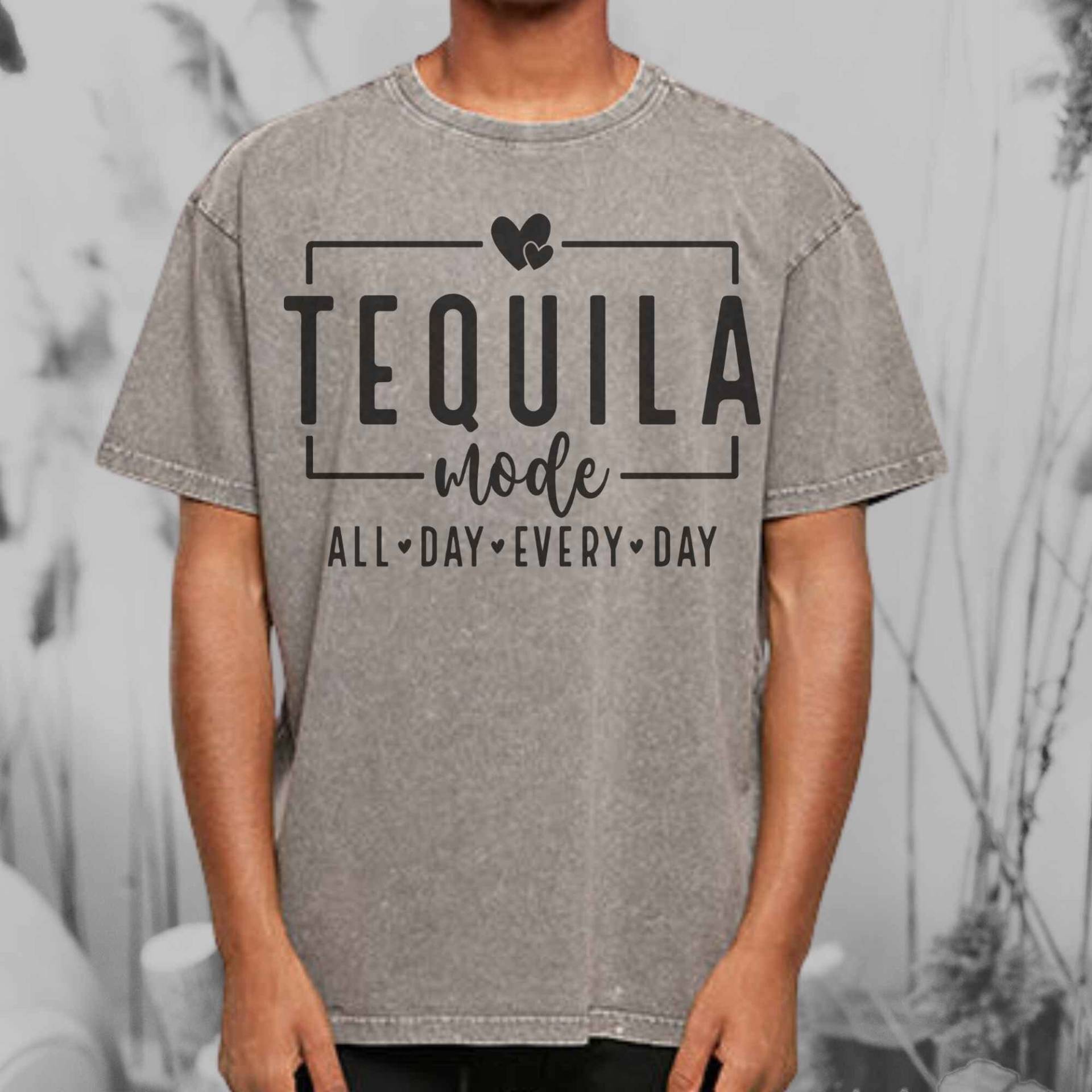 Vintage Oversized Shirt, Tequila Mode Used Look Tshirt, Baggy Style Y2K von BellasStudio82