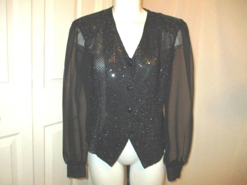 Eine Weitere Thyme Funkelnde Bluse/Jacke von BellasTreasureTrove