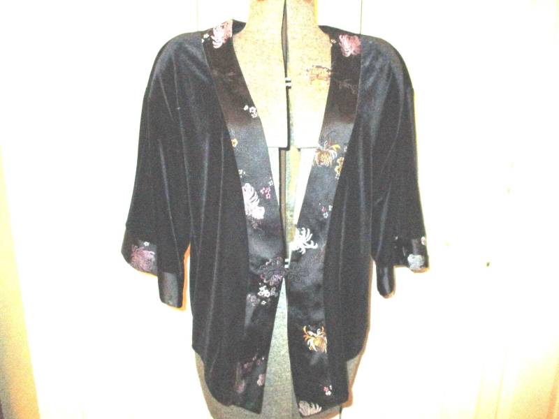 Jessica Howard Jacquard Trimmen Samt Kimono Stil 3/4 Ärmel Jacke von BellasTreasureTrove
