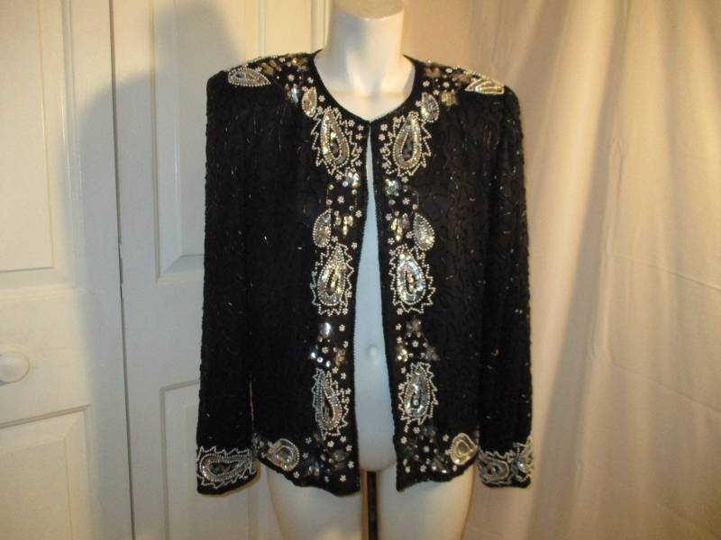 Silky Nites By Cherish Perlenjacke von BellasTreasureTrove