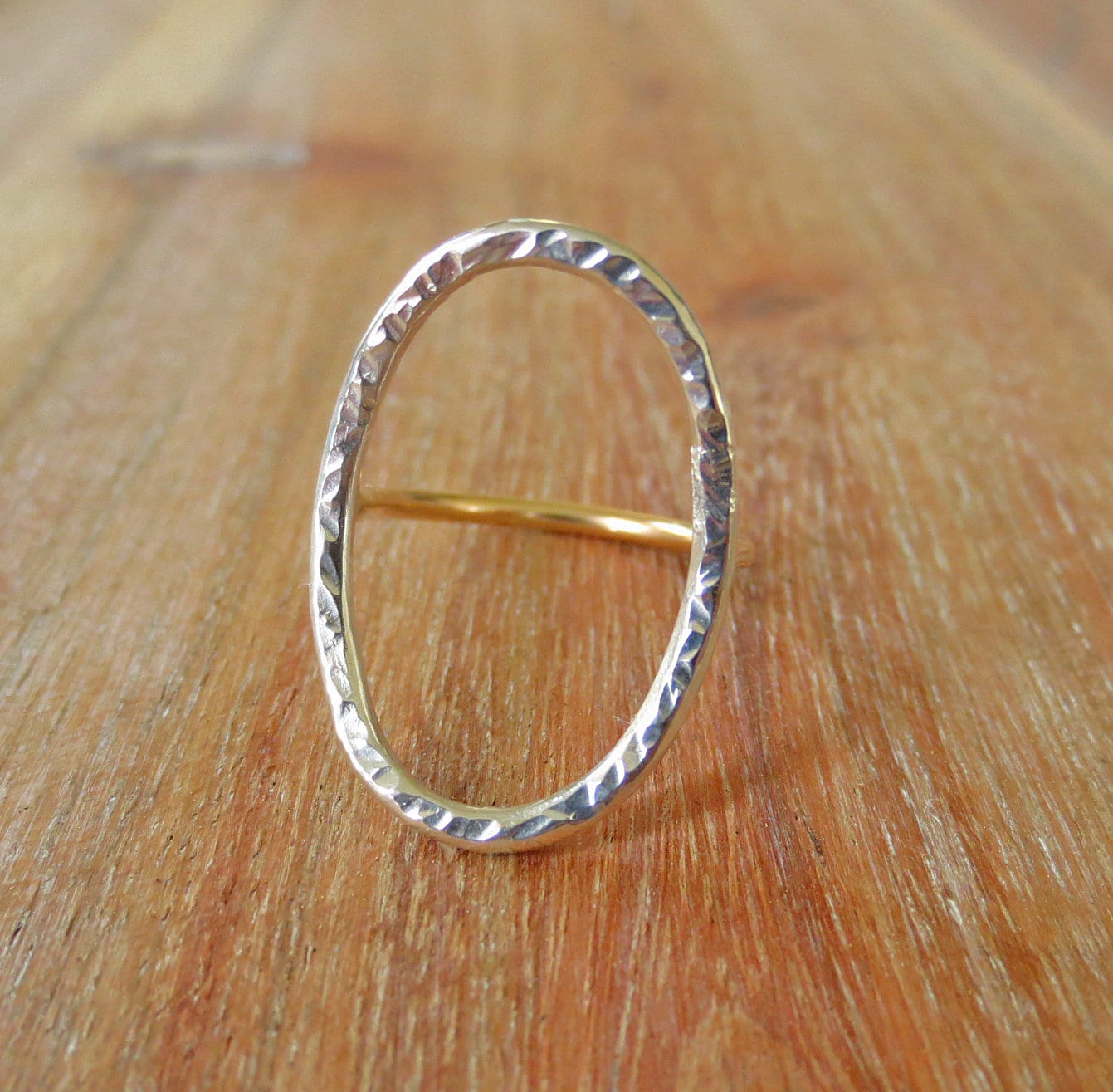 Gehämmerter Sterling Silber Offen Oval Ring Goldband Boho Schmuck Gehämmerter Sterling Silber Offen Oval Ring Goldband Boho Schmuck von BelleBohemeJewellery